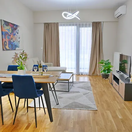 Diamond Cozy Centre *